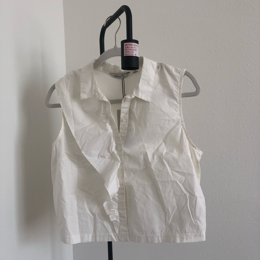 Collared cropped blouse